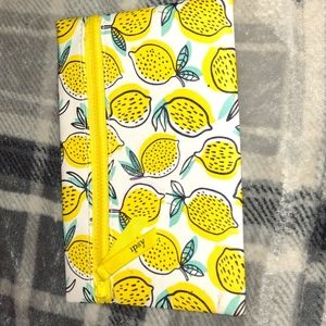 Tiny lemon bag
